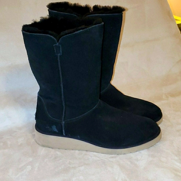 koolaburra slim boots